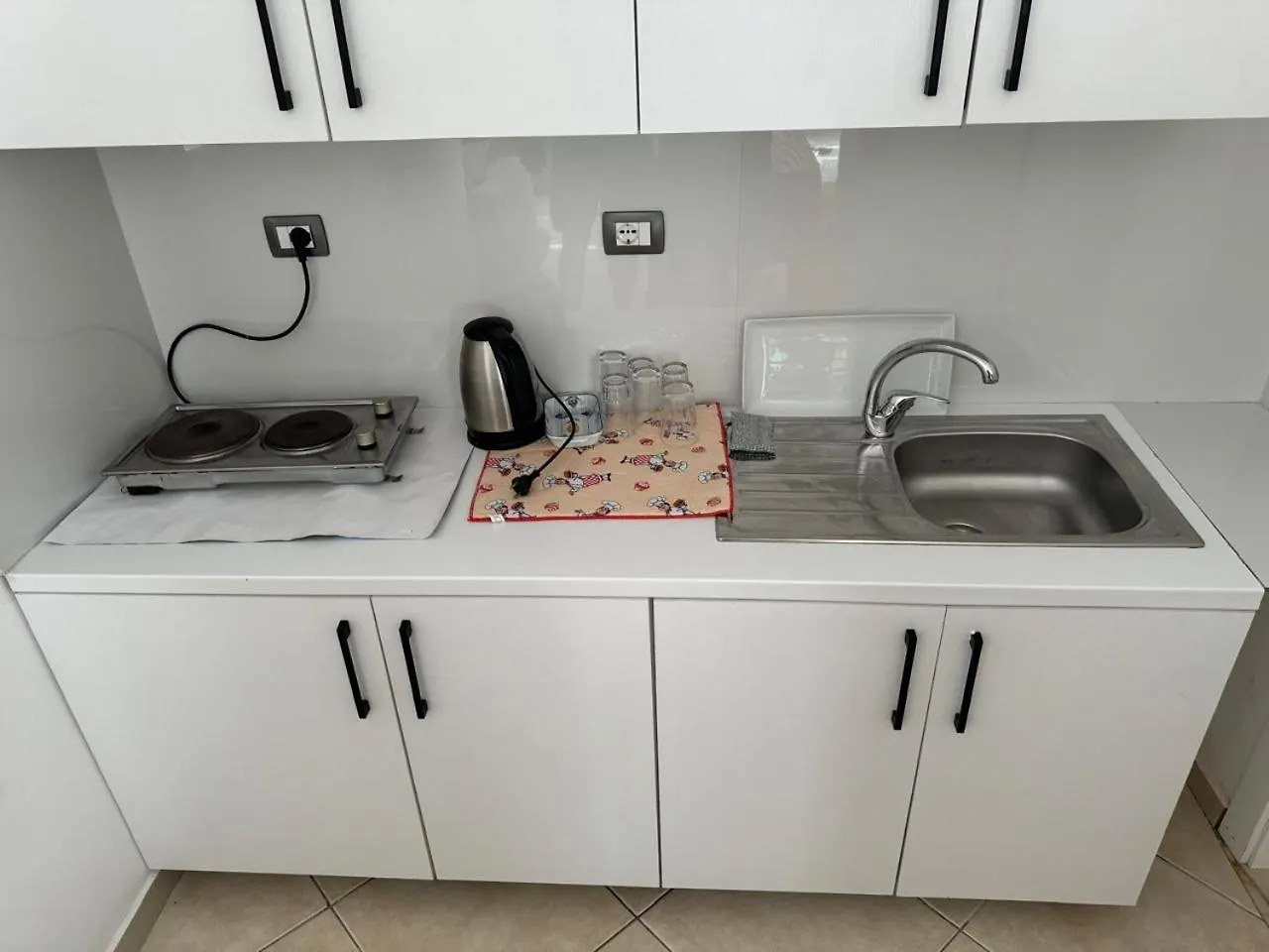 Emilio Apartments Ksamil